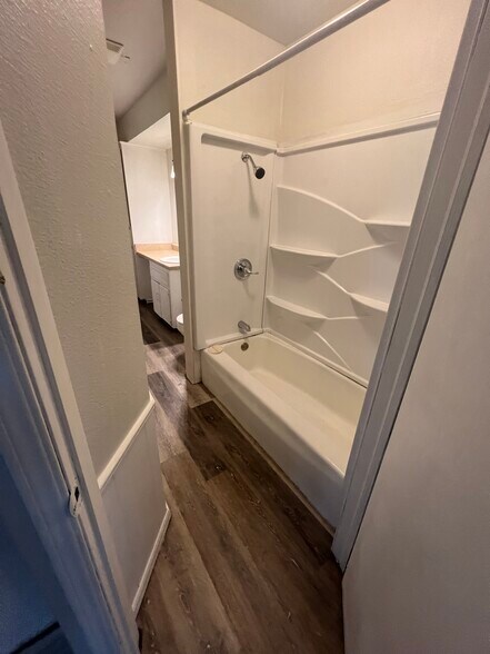 More Photos Of 2256 Donna Dr, Norman Multifamily For Sale