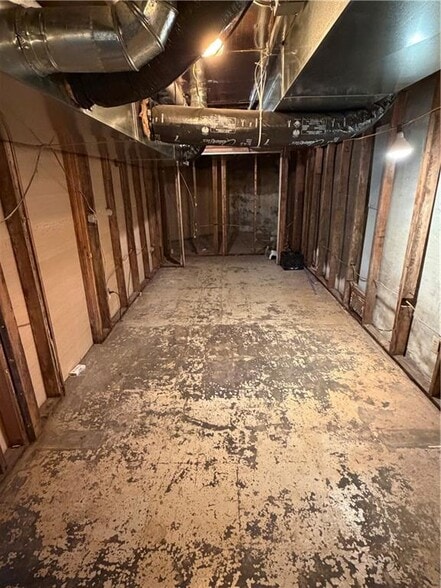 More Photos Of 1000 Tinsman Ave, Trenton Freestanding For Sale