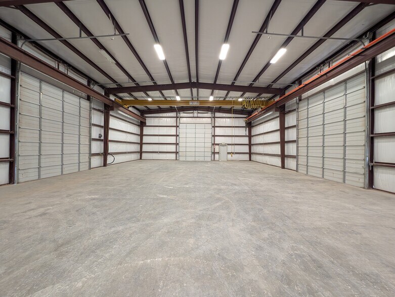 More Photos Of 2605 S County Road 1242, Midland Warehouse For Lease