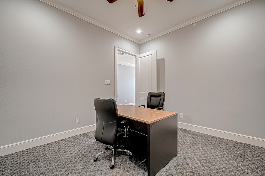 More Photos Of 18514 Green Land Way, Houston Medical For Lease