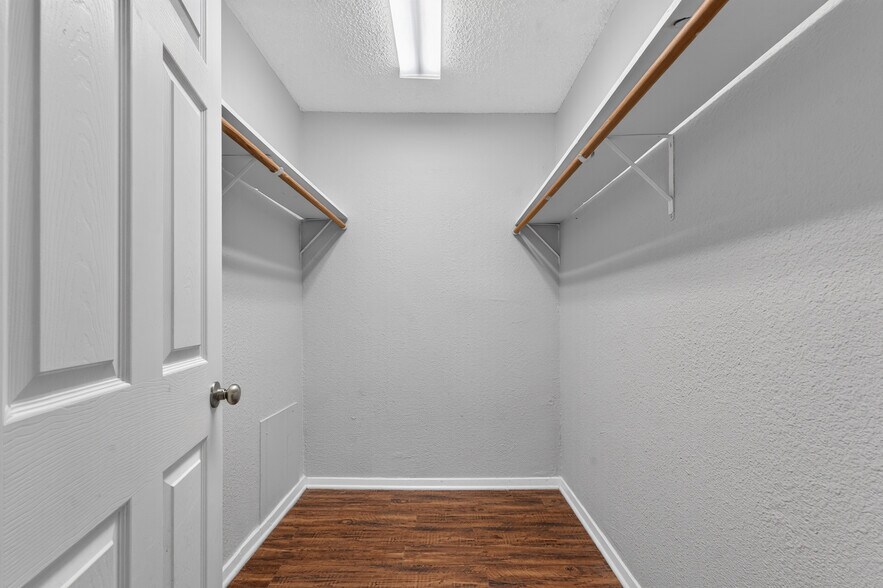 More Photos Of 505 Bub Hayner Rd, Karnack Apartments For Sale