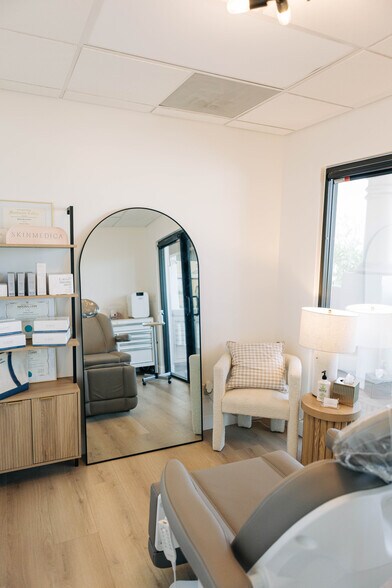 More Photos Of 3030 N 67th Pl, Scottsdale Medical For Lease