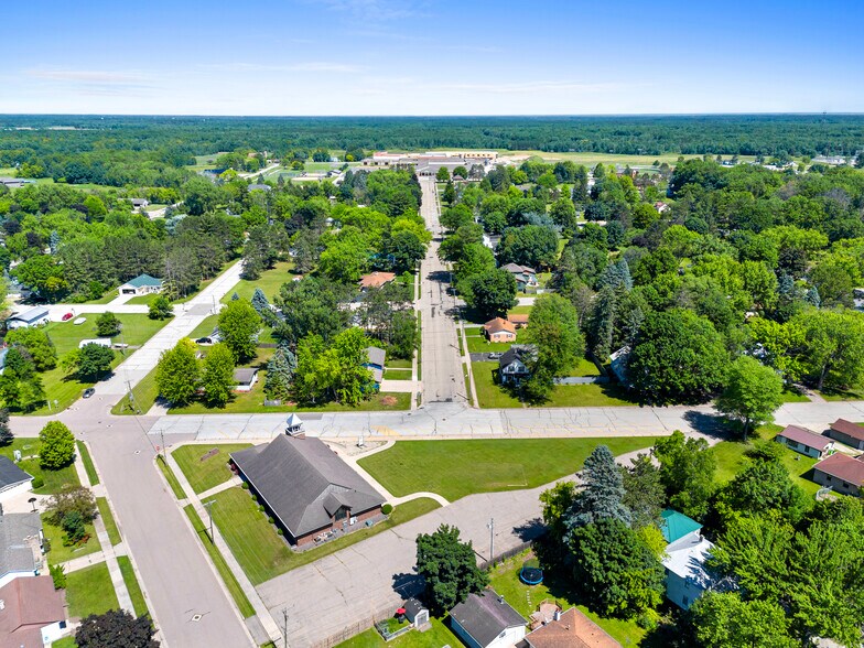 More Photos Of 301 S Chestnut Ave, Oconto Falls Religious Facility For Sale