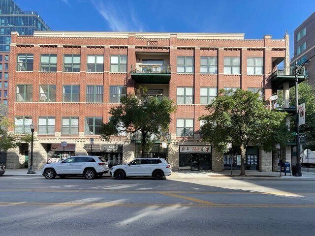 More Photos Of 932-940 W Madison St, Chicago Apartments For Sale