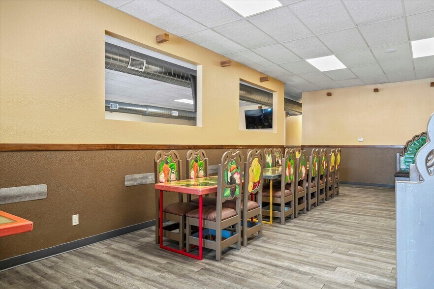 More Photos Of 205 Maple St, Overbrook Mixed Retail For Sale