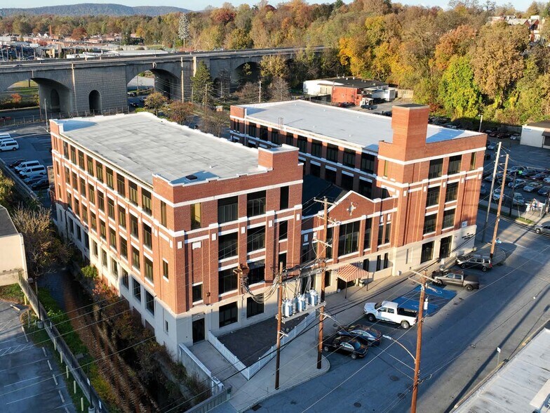 More Photos Of 100 N Cameron St, Harrisburg Office For Lease