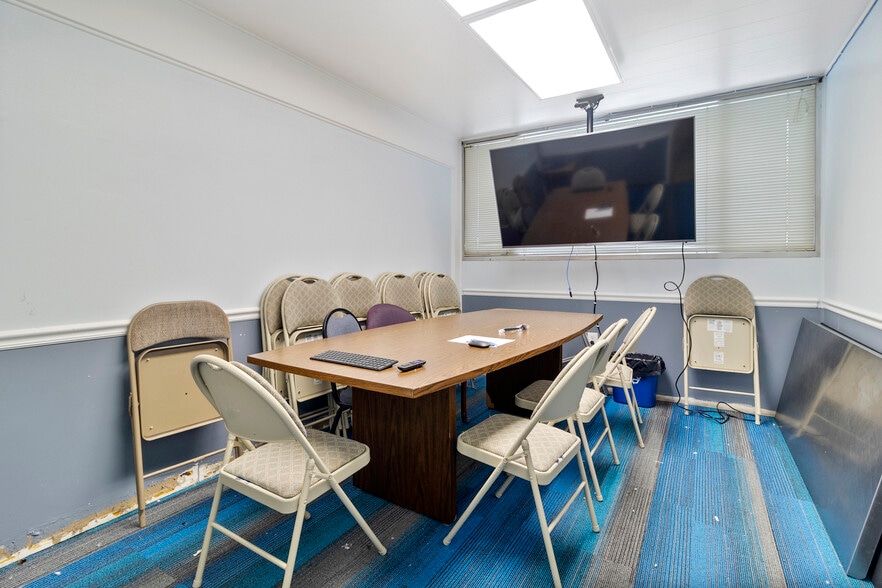 More Photos Of 5001 Backlick Rd, Annandale Religious Facility For Sale