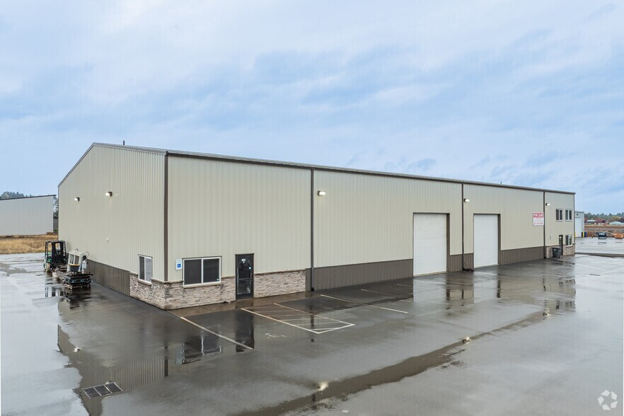 More Photos Of 1160 NW Noble Dr, Estacada Distribution For Lease