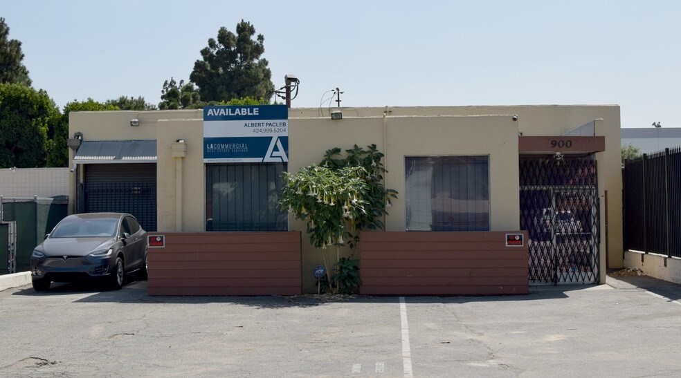 More Photos Of 900 W Hyde Park Blvd, Inglewood Warehouse For Lease