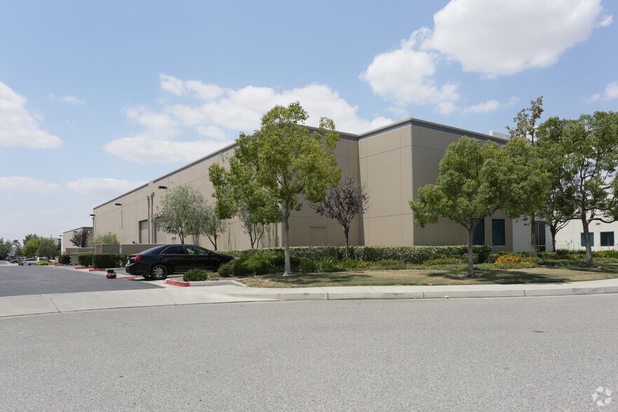 Primary Photo Of 421 Business Center Ct, Redlands Manufacturing For Lease
