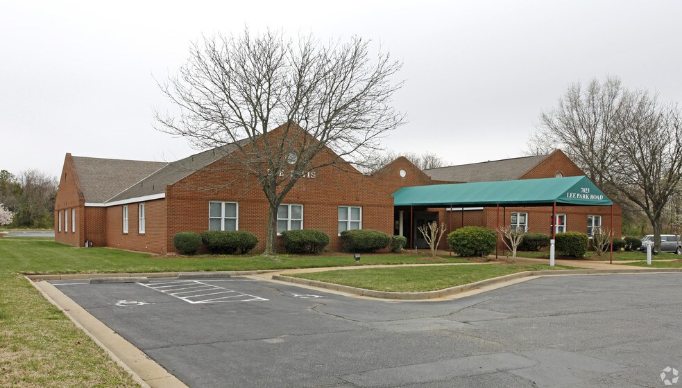 More Photos Of 7023 Lee Park Rd, Mechanicsville Office For Sale