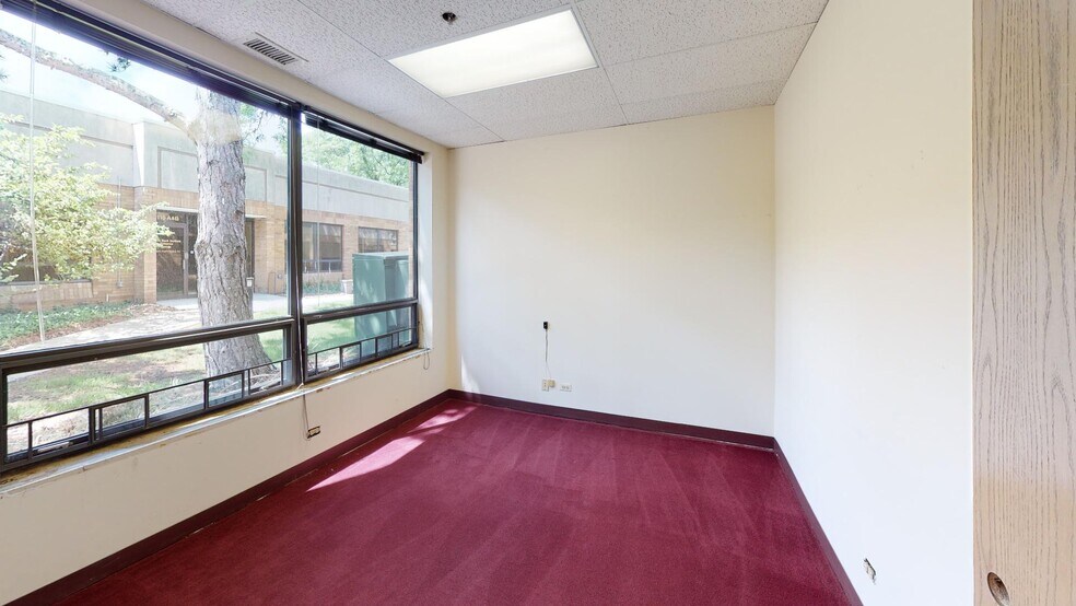 More Photos Of 3115 N Wilke Rd, Arlington Heights Medical For Sale