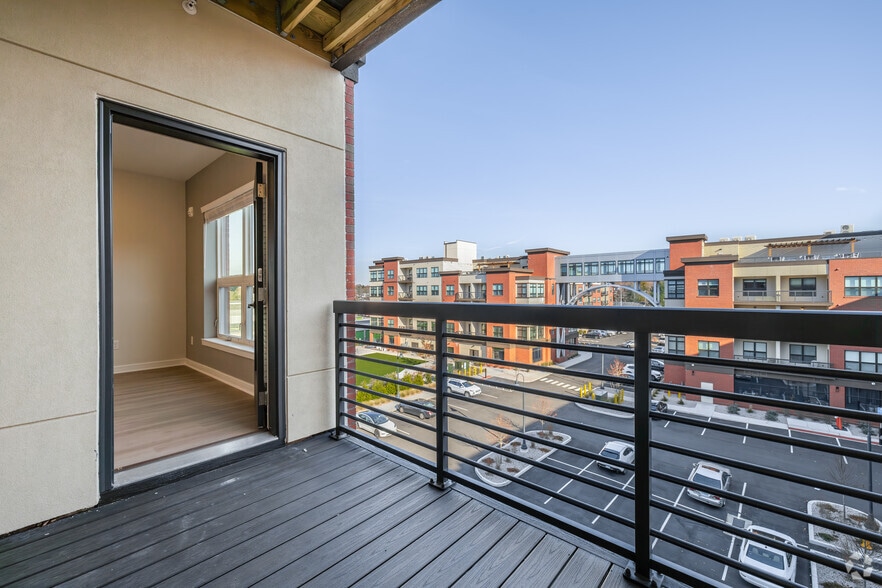 More Photos Of 441-447 Washington Ave, North Haven Apartments For Lease