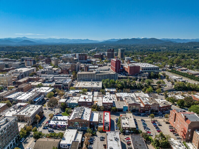 More Photos Of 58 Broadway St, Asheville Storefront Retail Residential For Sale