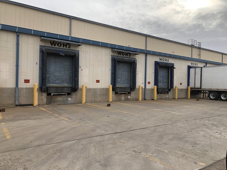 More Photos Of 4714 NE 24th Ave, Amarillo Warehouse For Lease