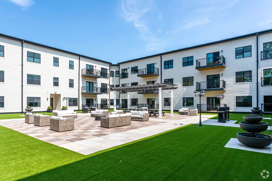 More Photos Of 829 South Ave, Plainfield Apartments For Sale