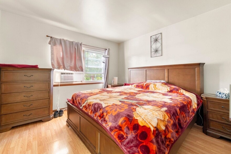 More Photos Of 283 Belmont Ave, Haledon Storefront Retail Residential For Sale