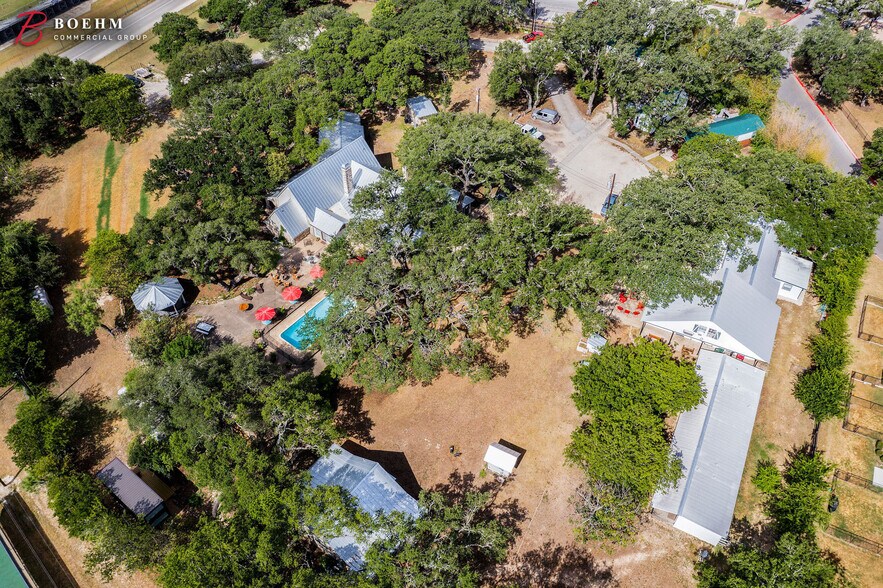 More Photos Of 137 Old San Antonio Rd, Boerne Apartments For Sale