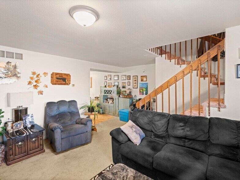 More Photos Of 268-408 1220 South St, Vernal Apartments For Sale