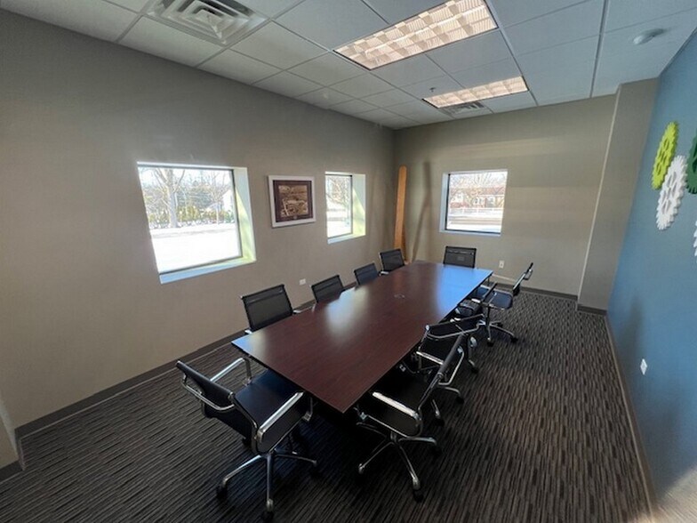 More Photos Of 1150 McConnell Rd, Woodstock Warehouse For Lease