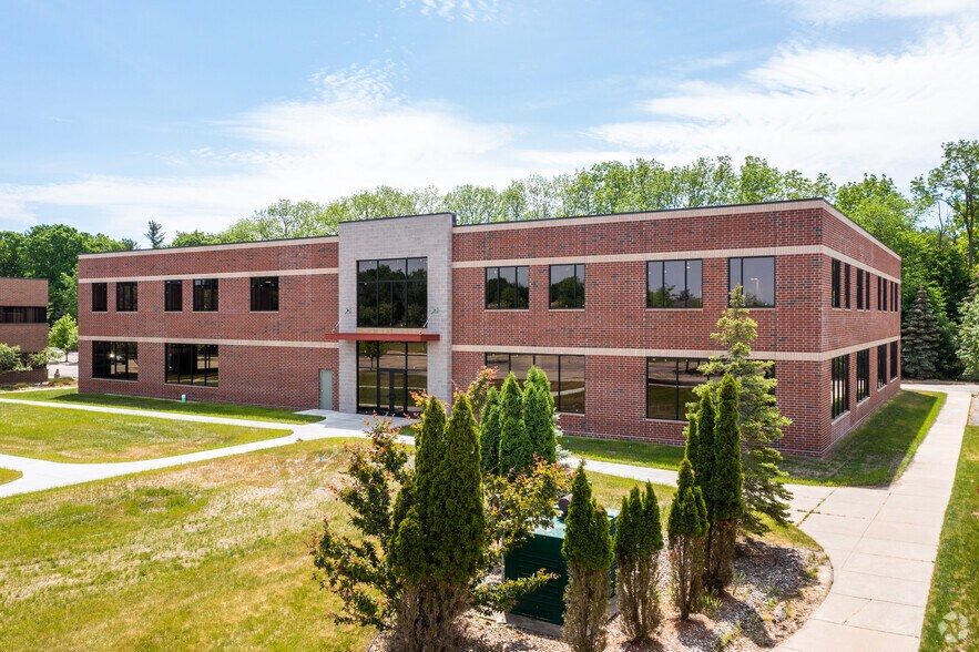 More Photos Of 2843 Eyde Pky, East Lansing Office For Lease