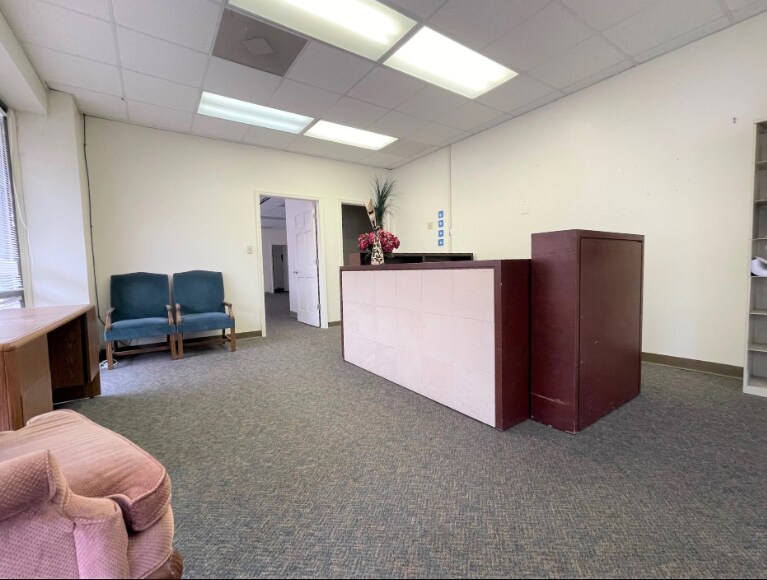 More Photos Of 201 W Morgan St, Wadesboro Office For Sale