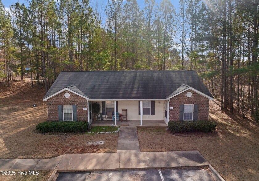More Photos Of 202 Laurel Ave, Wadesboro Apartments For Sale