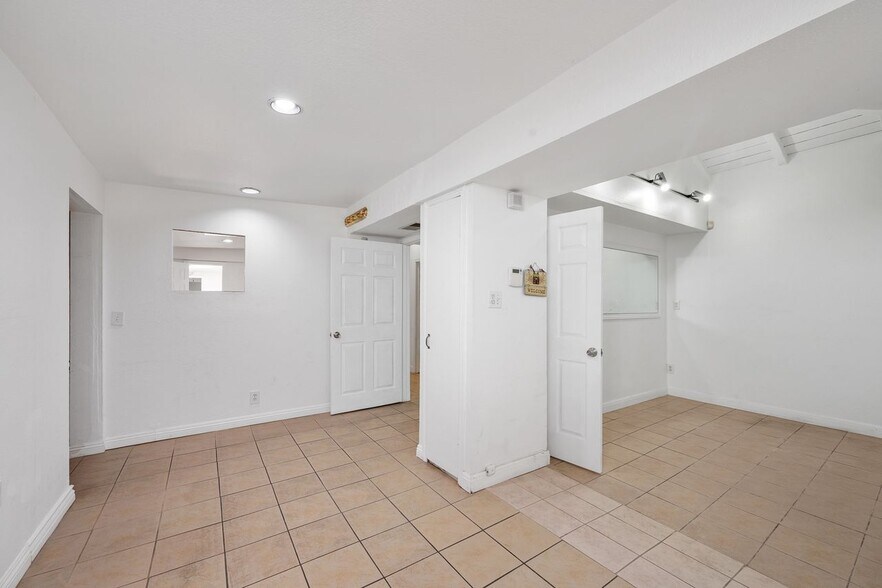 More Photos Of 3861 Jasmine Ave, Culver City Medical For Lease