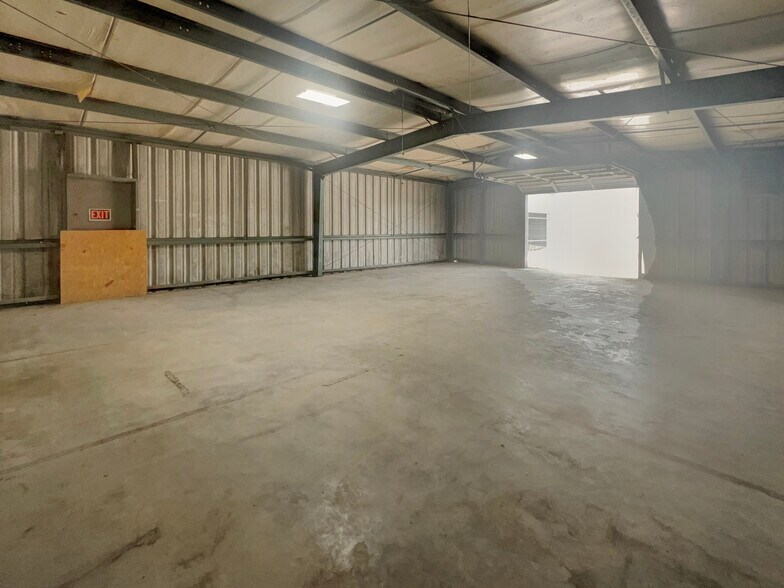 More Photos Of 3220 Money Rd, Montgomery Distribution For Lease