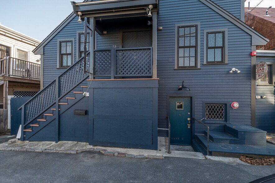 More Photos Of 73 Rocky Neck Ave, Gloucester Restaurant For Sale