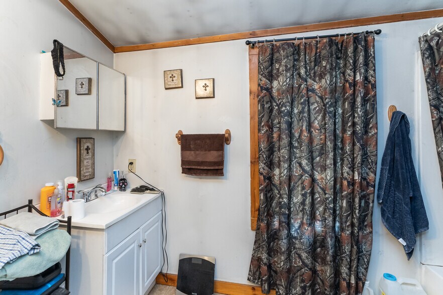 More Photos Of 442 State St, Belchertown Office Residential For Sale