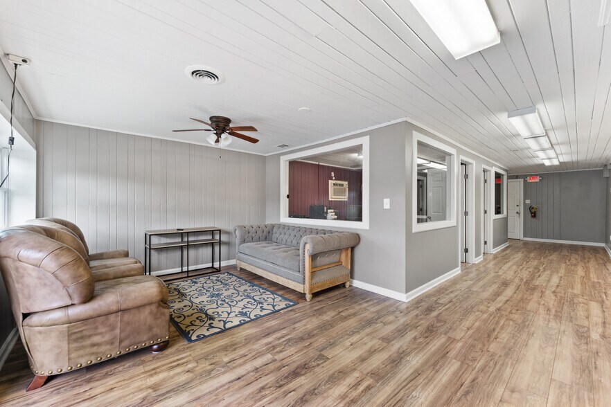 More Photos Of 3705 Buford Hwy, Duluth Auto Dealership For Sale