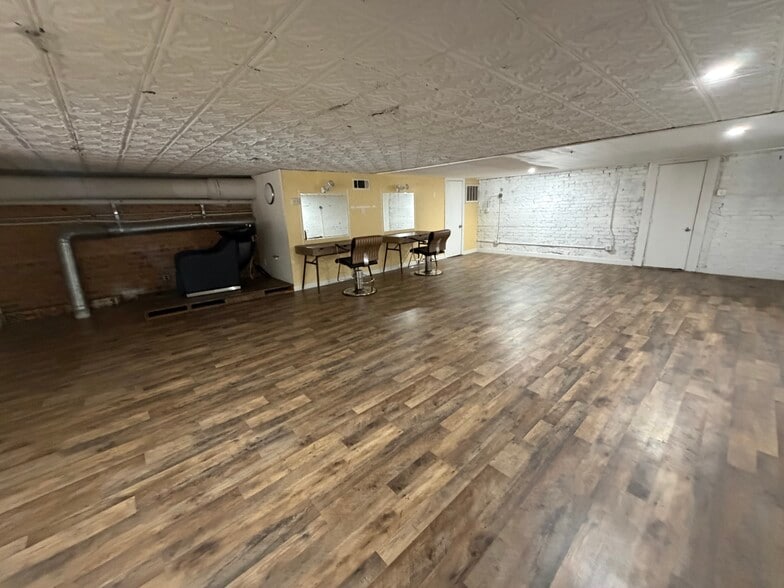 More Photos Of 2544 Elm St, Dallas Storefront For Lease