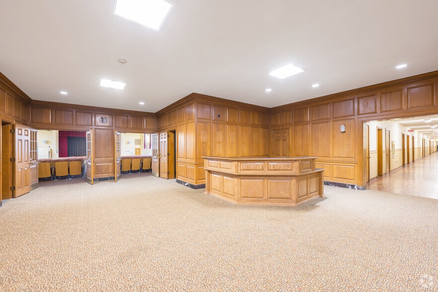 More Photos Of 399 Bishops Hwy, Kingston Schools For Sale