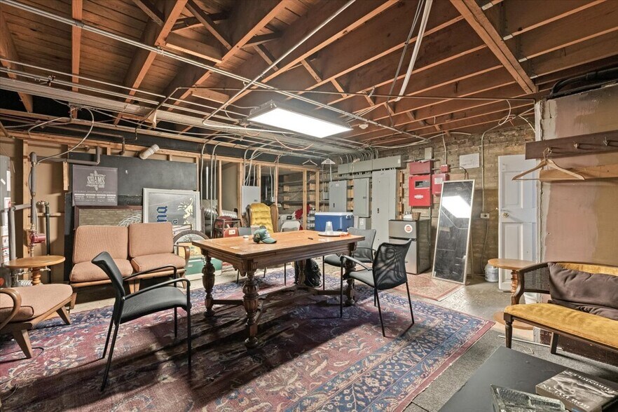 More Photos Of 7321 Madison St, Forest Park Restaurant For Sale