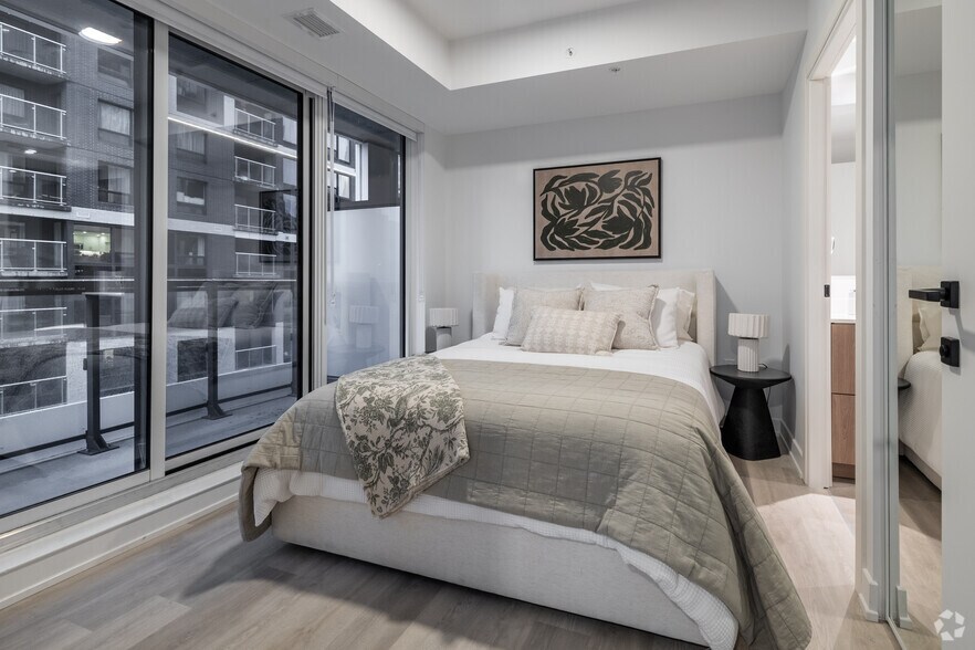 More Photos Of 400 Albert St, Ottawa Apartments For Lease