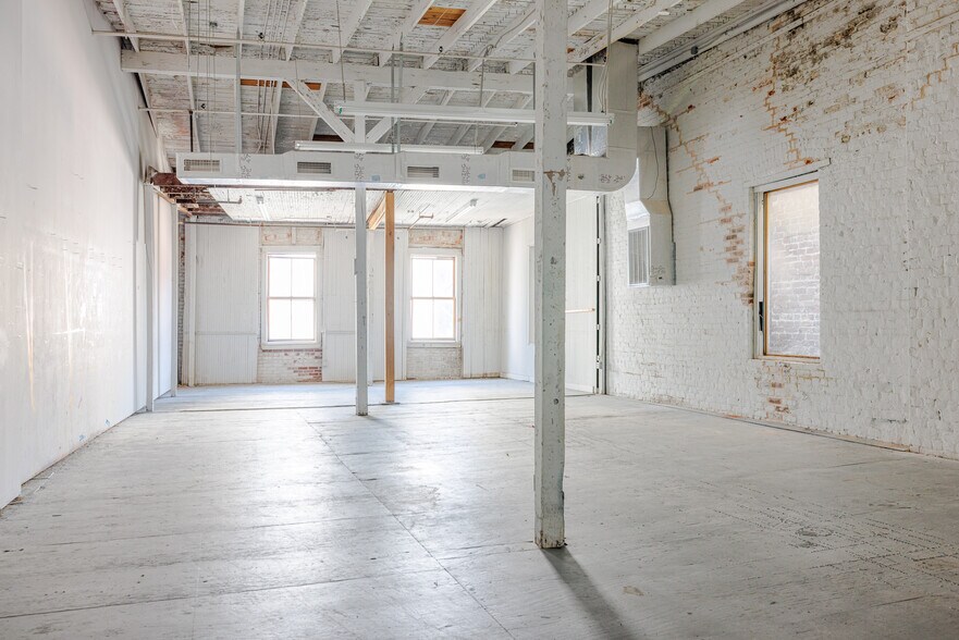 More Photos Of 314 Williamson St, Savannah Office For Lease