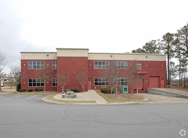More Photos Of 2053 Franklin Way SE, Marietta Flex For Lease