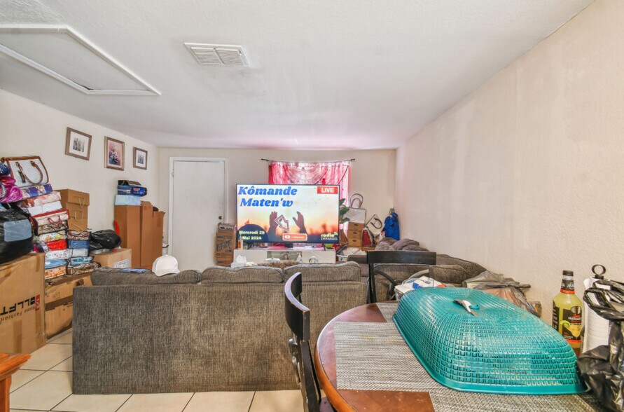 More Photos Of 4507-4517 E Giddens Ave, Tampa Multifamily For Sale