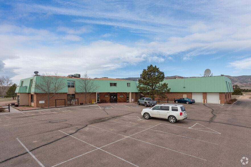 More Photos Of 14960 Woodcarver Rd, Colorado Springs Office For Sale