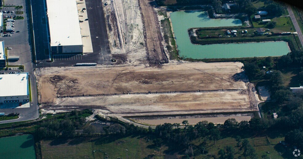 More Photos Of 4132 Rice Rd, Plant City Distribution For Lease