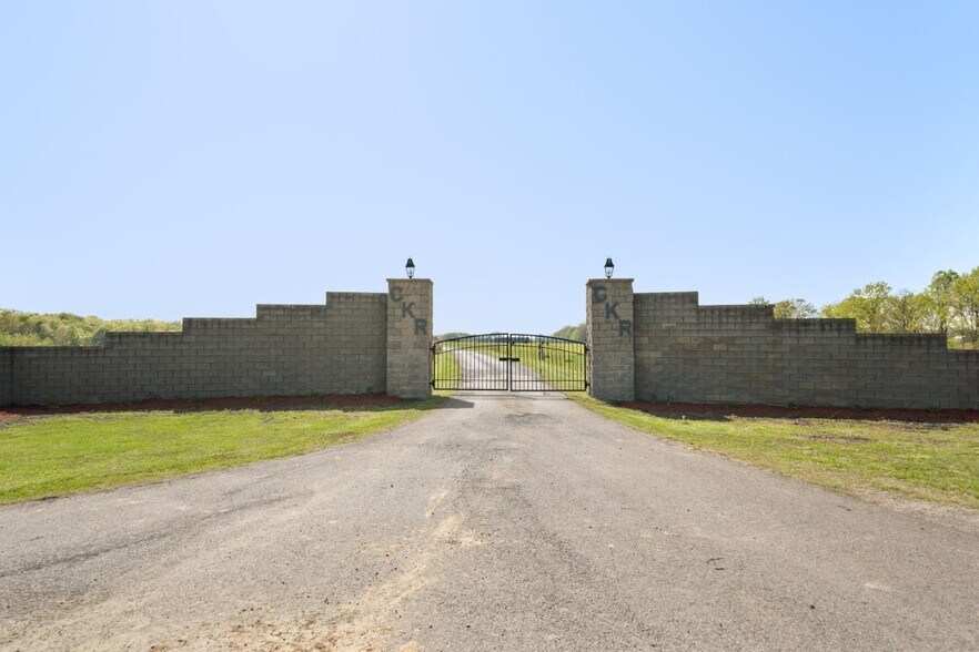 More Photos Of 833 N Prather Rd, Michie Land For Sale