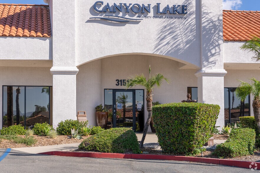 More Photos Of 31504-31526 Railroad Canyon Rd, Canyon Lake Freestanding For Lease