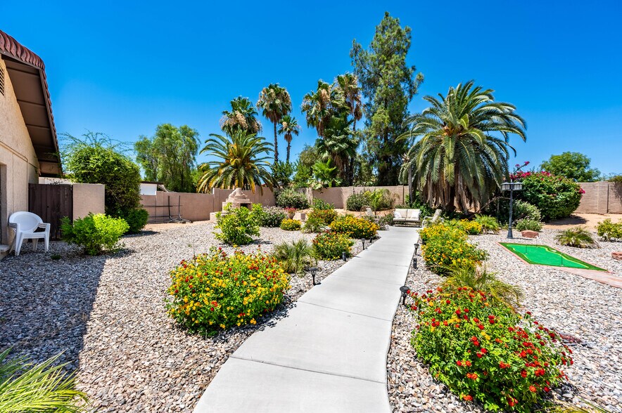 More Photos Of 12558 N 76th St, Scottsdale Assisted Living For Sale