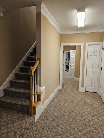 More Photos Of 601 N Belair Sq, Evans Office For Lease