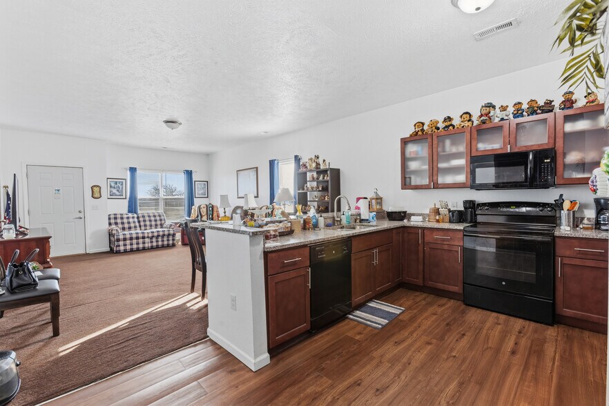 More Photos Of , Denison Multifamily For Sale