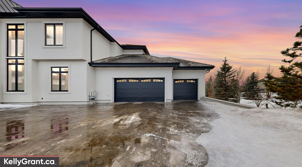 More Photos Of 136 River Heights Lane, Sturgeon County Multifamily For Sale