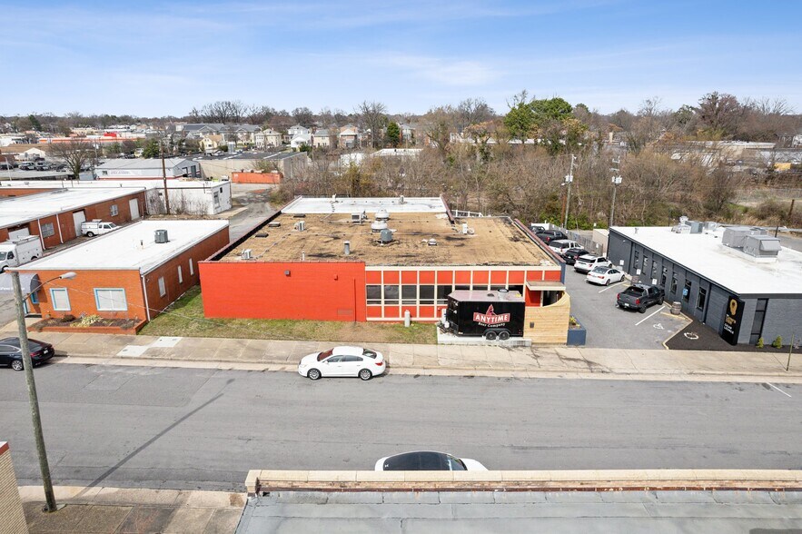 More Photos Of 704 Dawn St, Richmond Warehouse For Sale