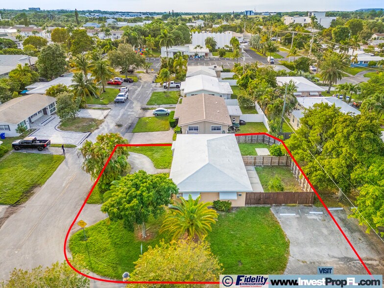 More Photos Of 2581 NE 11th Ct, Pompano Beach Multifamily For Sale