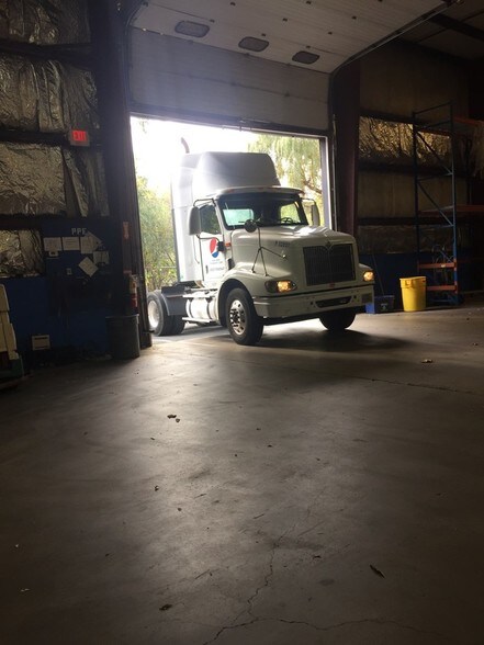 More Photos Of 30 Pocono Rd, Brookfield Warehouse For Sale